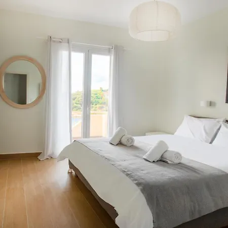 Thea Apartment