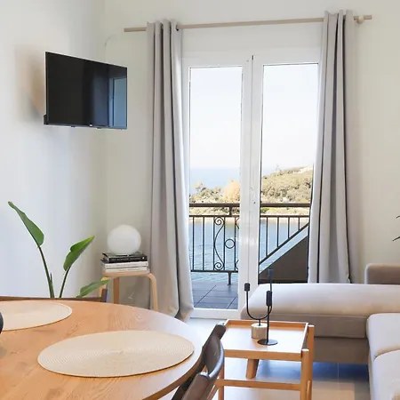 Thea Apartment