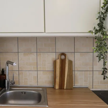 Thea Apartment