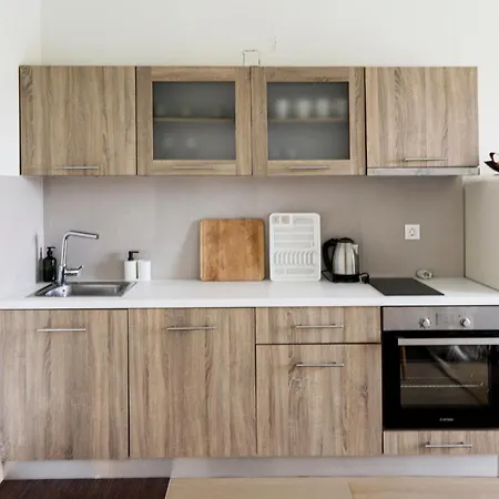 Apartment Thea *